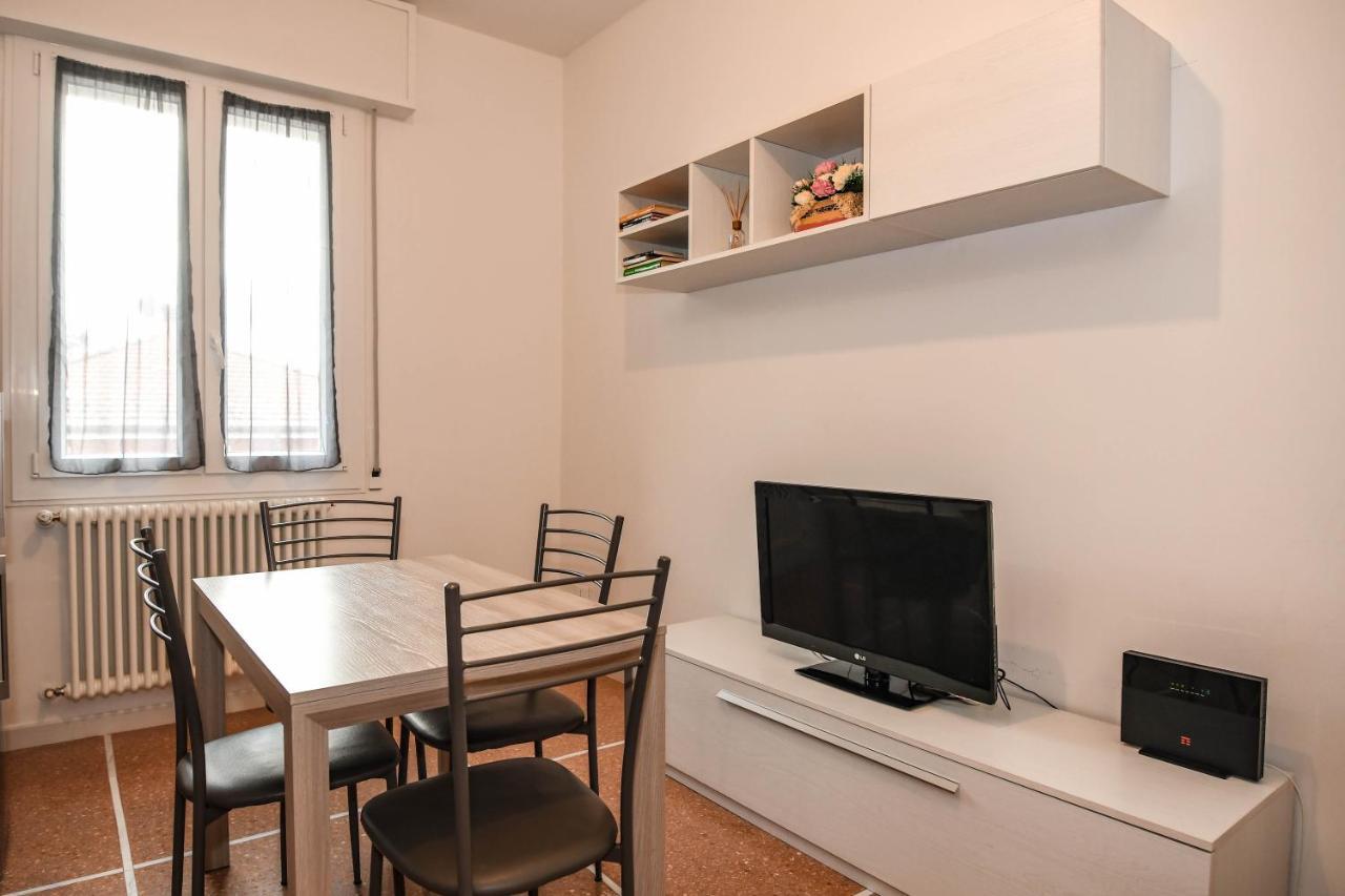Fontanesi Suite Bologna Exteriör bild